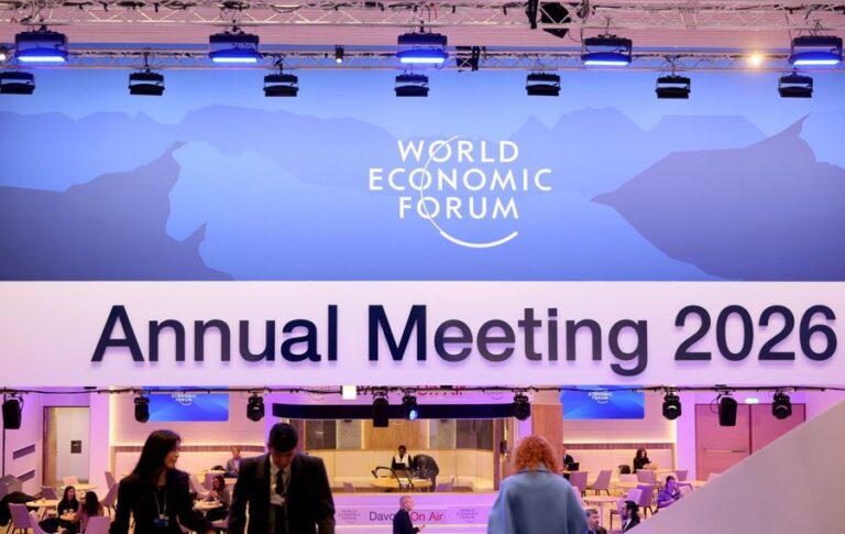 Ерөнхий сайд Г.Занданшатар Дэлхийн эдийн засгийн чуулга уулзалтад оролцож байна